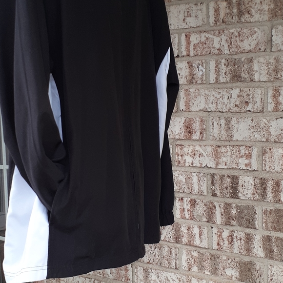 Pebble Beach Long Sleeve Rain Jacket - Picture 5 of 7